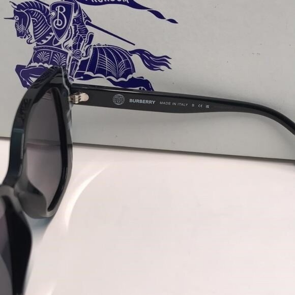 Burberry Meryl Polarized Dark Grey Butterfly Ladies Sunglasses BE4393F 405181 - Picture 11 of 13